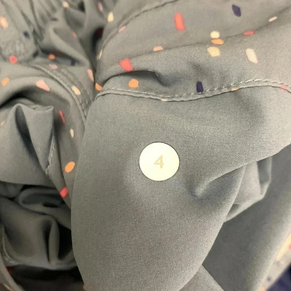 EUC Lululemon Spring Break Away Short Confetti Cake Multi sz 4 - Picture 8 of 10